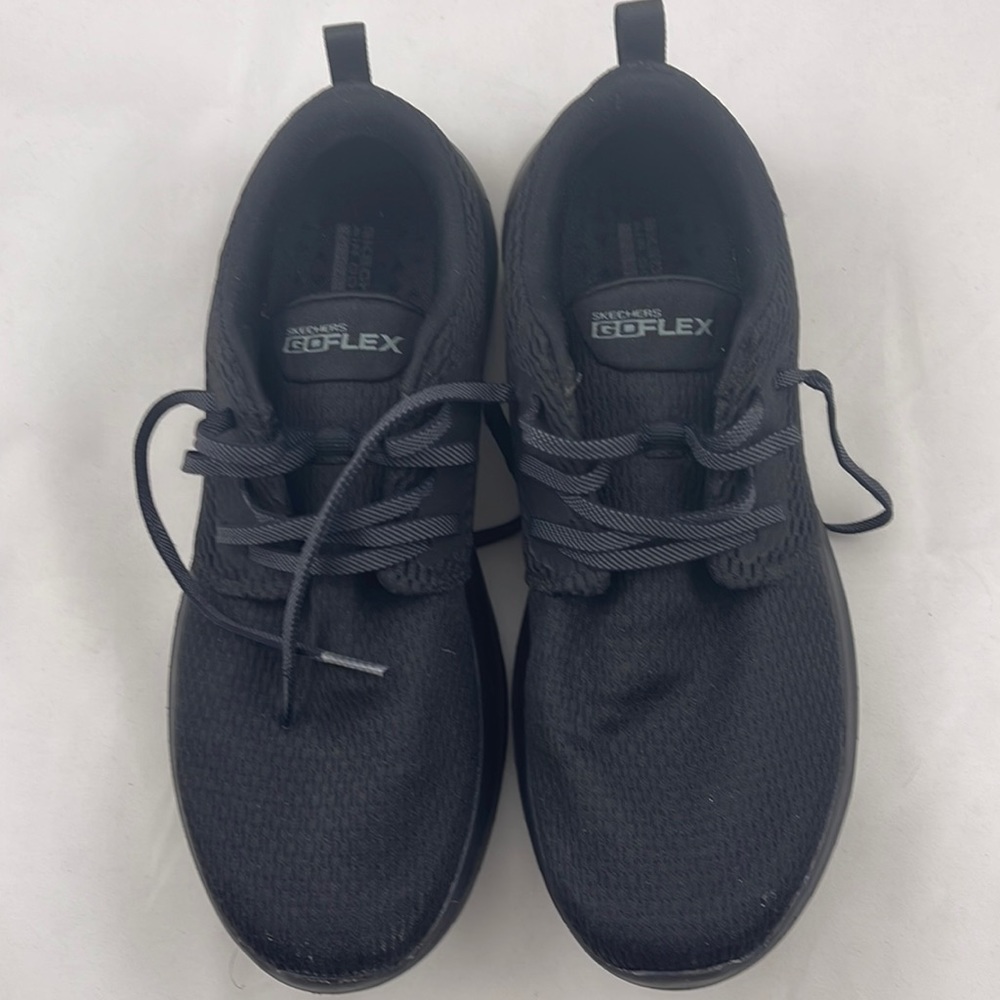 Women’s Sketcher Go Flex sneakers, gently used.